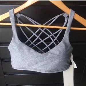 Size 6 Lulu lemon sports bra NWOT